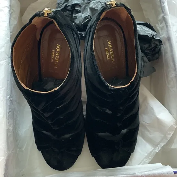AQUAZZURA NASIBA SANDAL size 38
