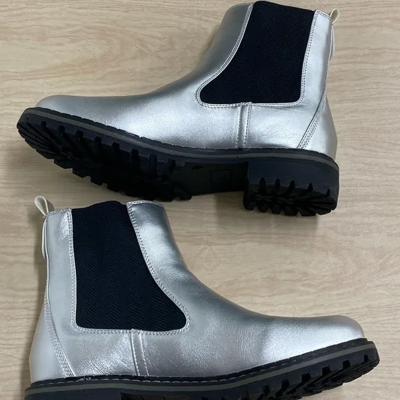 Corkys To Be Honest Round Toe Chelsea Booties Womens Silver Casual Boots NEW