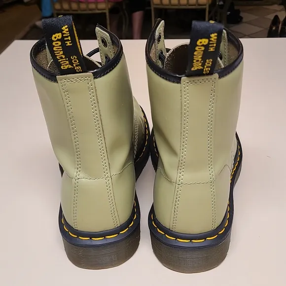 Dr. Martens 1460 Pascal Virginia soft leather casual combat boots size 9