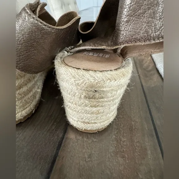 Eileen Fisher Woman's Bronze Willow Espadrille Leather Wedge Sandals, Size 8.5