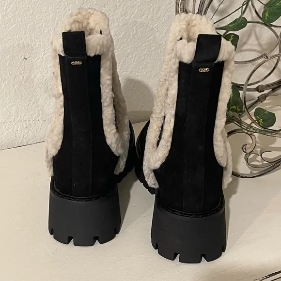 Michael Kors Black and Cream Winter Boots with Faux Fur
