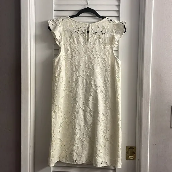 Monteau Los Angeles Lace Lined Shift Dress EUC Size M. MCM, Sleeveless ruffles
