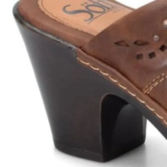 new Sofft Women's Laina Mocha Leather Studded Clogs Heel Mules Shoes