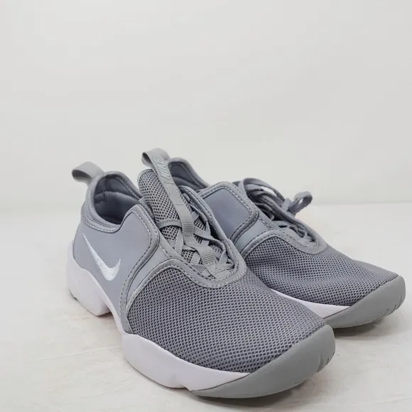 Nike Loden Grey Gray White Lightweight Sneakers 896298-002 Women's Size 6.5