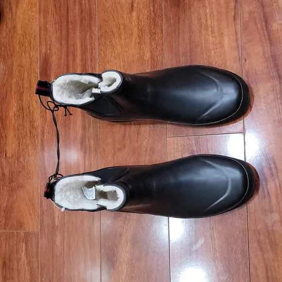 NWB Tretorn rain boots
