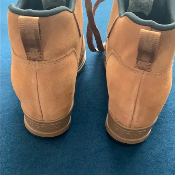 NWOT Sorel Tan Evie Lace Up wedge Boots with Suede Finish.