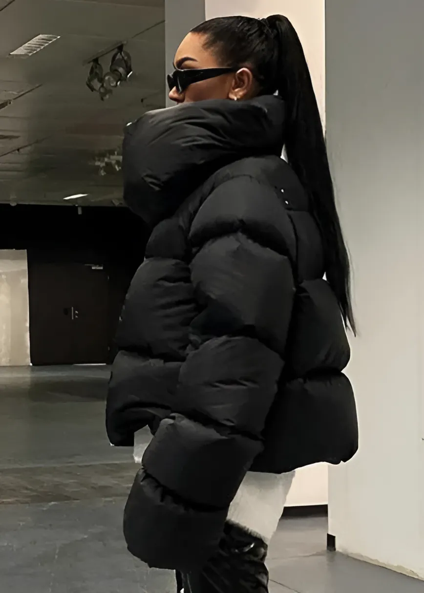 Oversized Puffer Jacket | High Collar | Street Style Essential