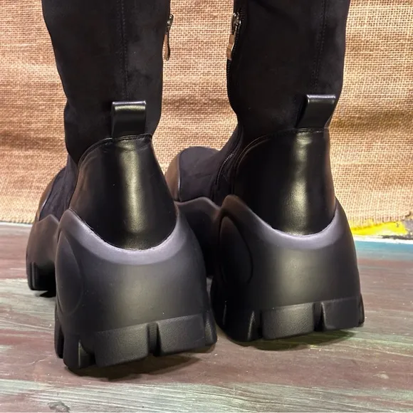 Pull on Leather Knee-High Platform Boots size 6 (36) NWOT