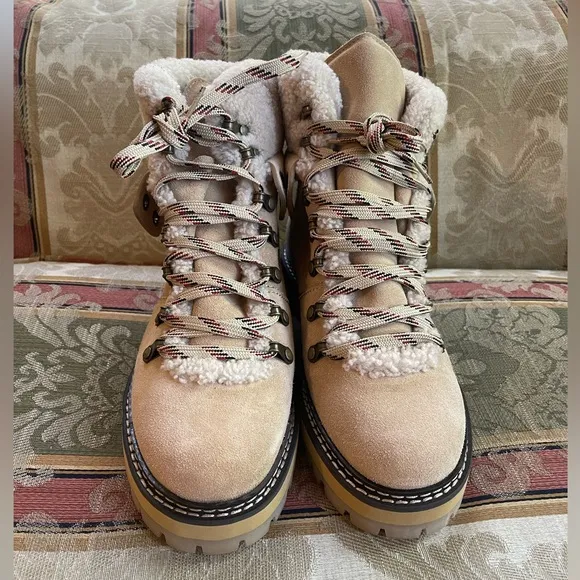 SEE BY CHLOÉ Eilieen shearling-lined suede and leather ankle boots. Size 11 US