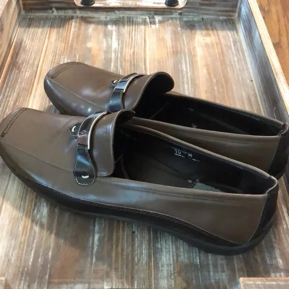 Sesto Meucci Brown And light brown. Driving Shoes Size 10 M. Made In Italy.