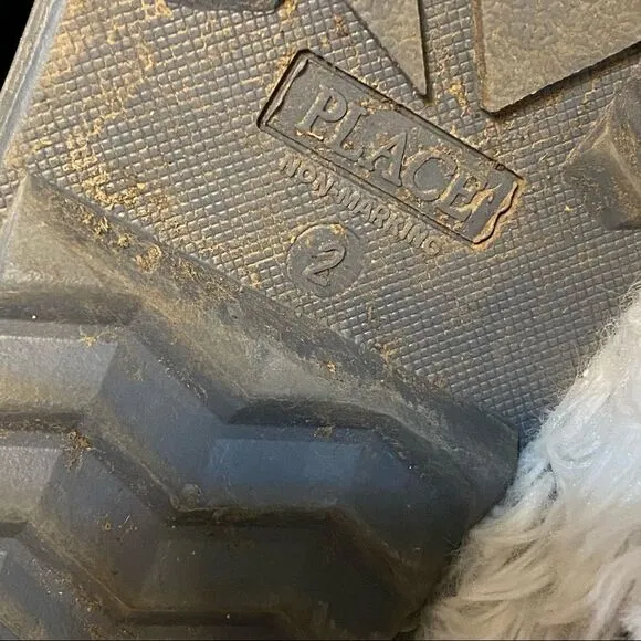 The Children’s Place ToddlerSnow Boots.