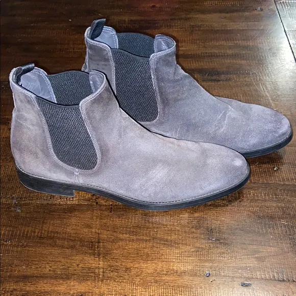 To Boot New York Adam Derrick Gray Chelsea Boots Suede Ankle size 10