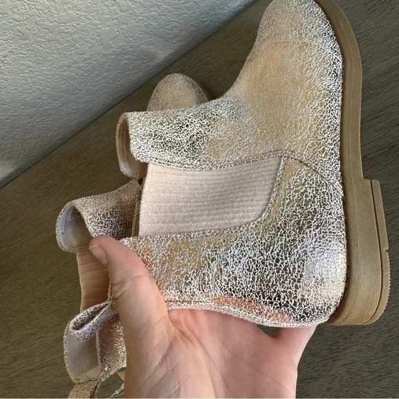 TOMS Kids Charlie Ankle Boots – Pink – Size 4 Girl