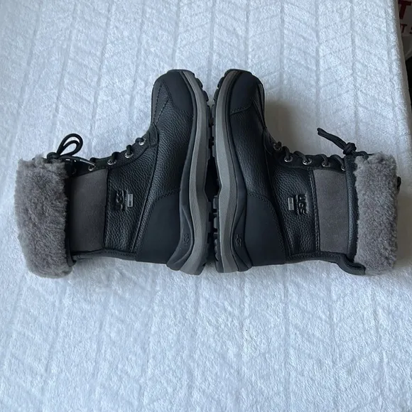 UGG Adirondack ||| Waterproof Boots