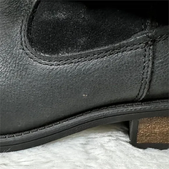 UGG Kiings Suede Water Resistant Moto Zip Boots Women’s 8